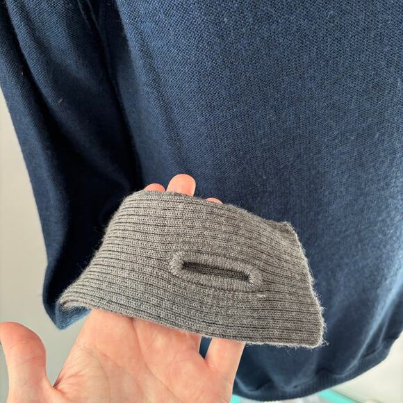 Stio Merino Wool Large Navy Blue Gray Sweater Ribbed Cuff Longer Length Warm - Picture 4 of 8